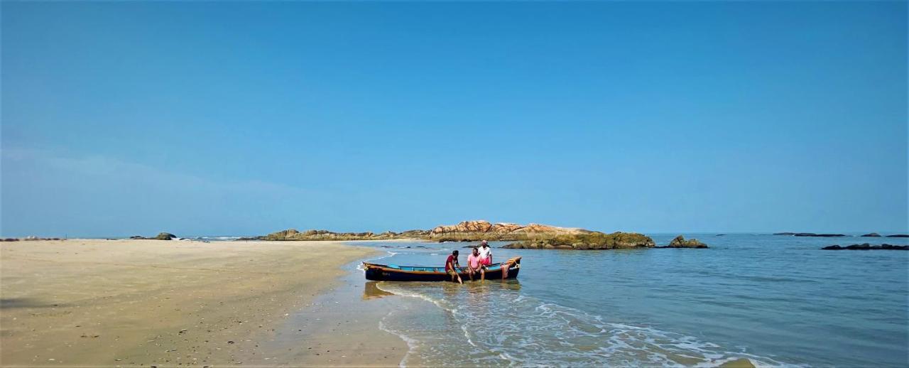 White Shell Beach House Kannur Eksteriør billede