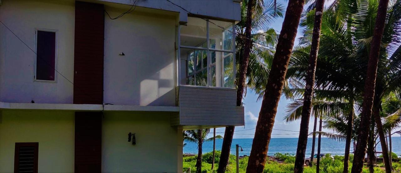 White Shell Beach House Kannur Eksteriør billede