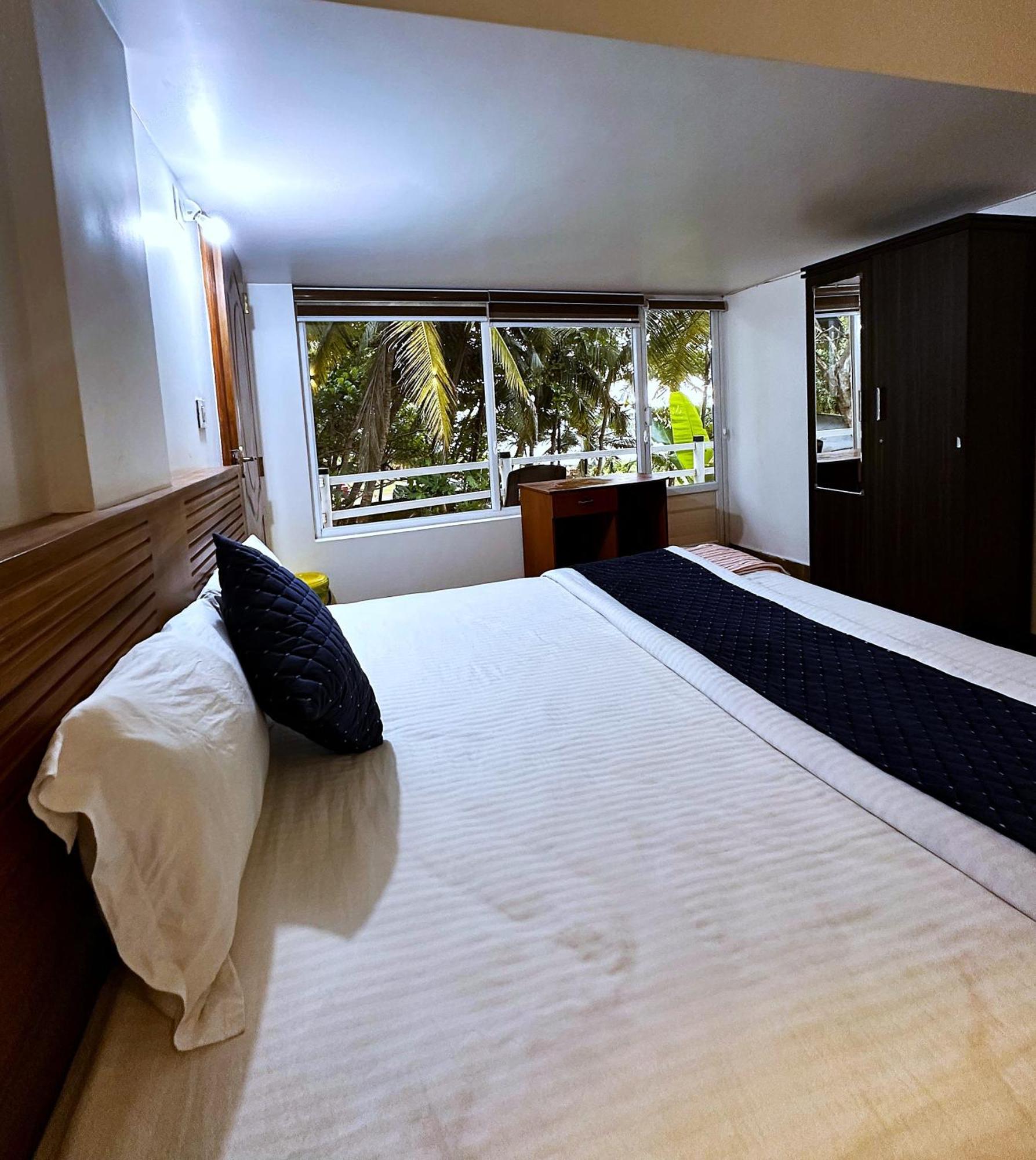 White Shell Beach House Kannur Eksteriør billede